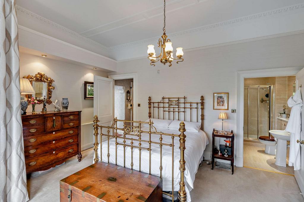 Ensuite Access