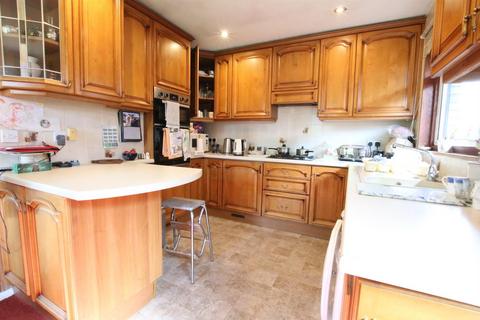 3 bedroom detached bungalow for sale, COBHAM ROAD, FETCHAM, KT22