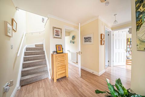 25 Evingar Road, Whitchurch, RG28 7EY
