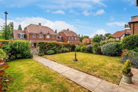 2 bedroom retirement property for sale, HARTFIELD ROAD, LEATHERHEAD, KT22