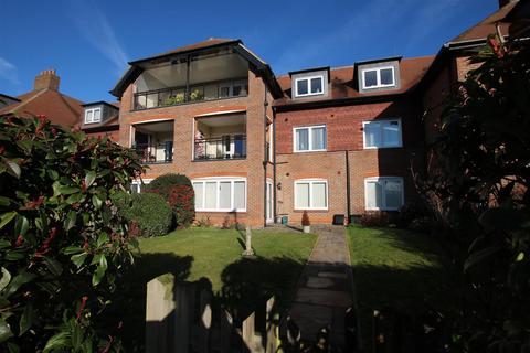 2 bedroom retirement property for sale, HARTFIELD ROAD, LEATHERHEAD, KT22
