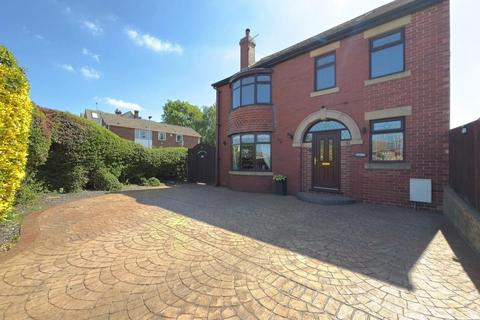 4 bedroom detached house for sale, Huddersfield Road, Barnsley