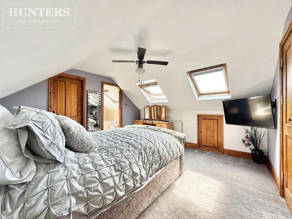 Pbox-bedroom-347312.jpg