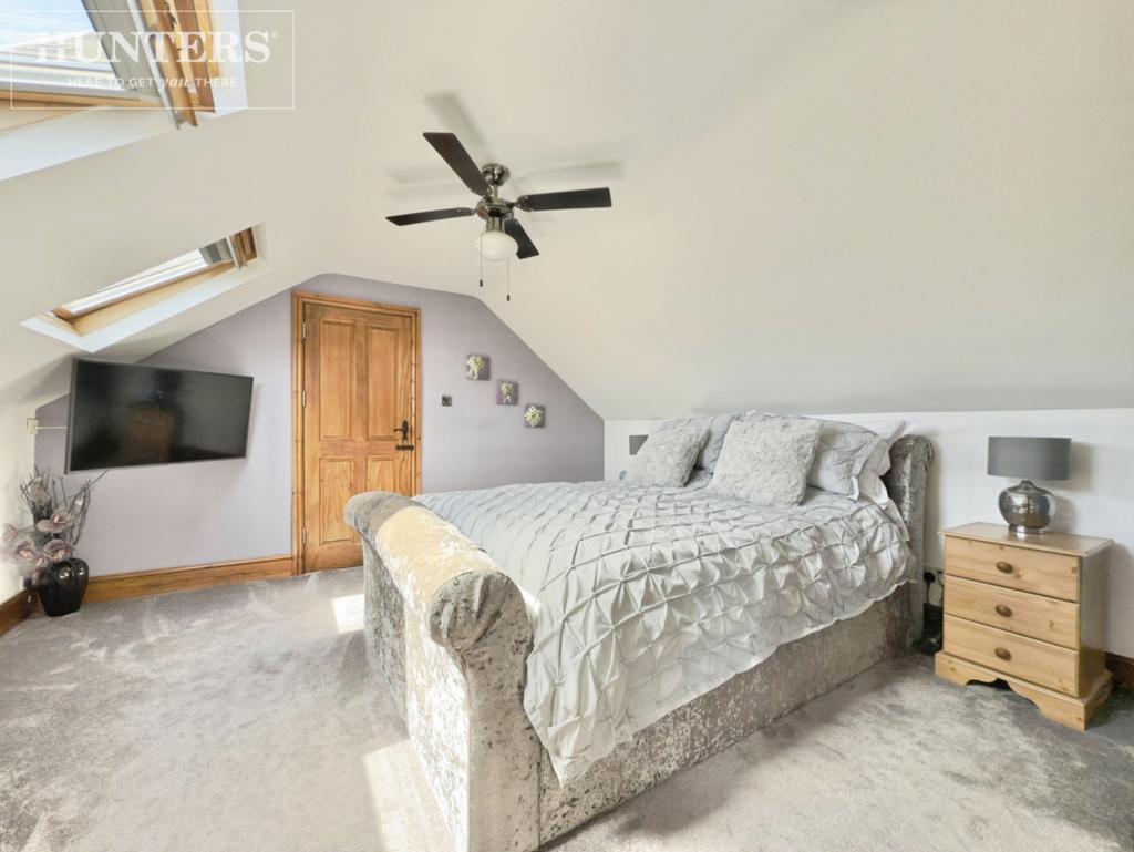 Pbox-bedroom-347312.jpg