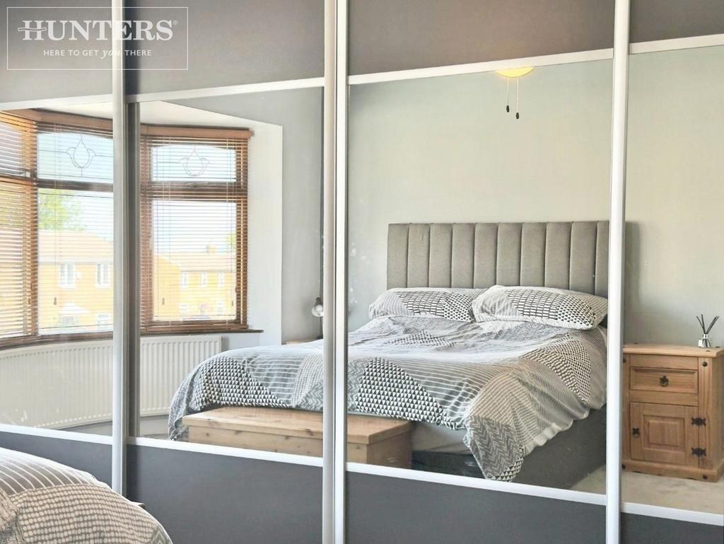 Pbox-bedroom-347312.jpg