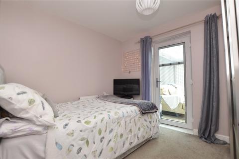 33 Meadowgate Drive, Lofthouse, Wakefield, WF3 3SR