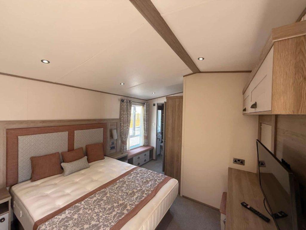 Holiday Home For Sale at woodleigh Caravan Park