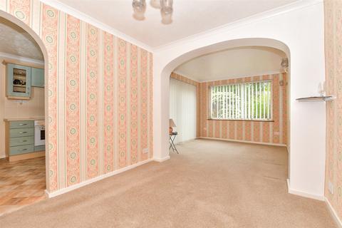 3 bedroom semi-detached house for sale, Briar Walk, Tonbridge TN10