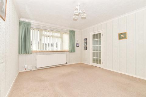 3 bedroom semi-detached house for sale, Briar Walk, Tonbridge TN10