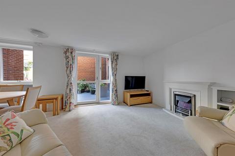 undefined, High Street, Cobham