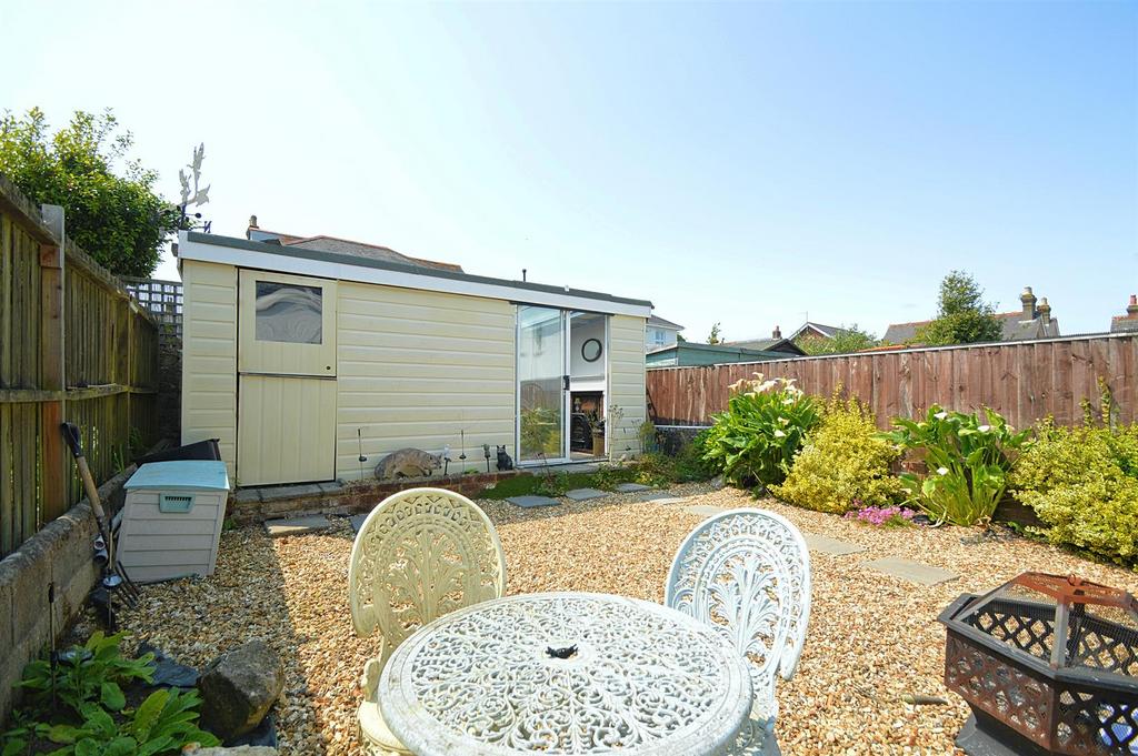Resized Garden2.jpg