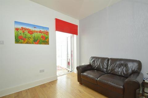 3 bedroom semi-detached house for sale, SHORT WALK TO TOWN * SHANKLIN