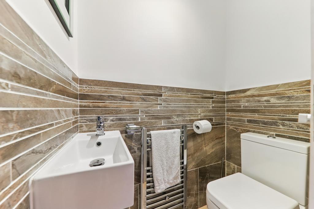 Parkhead Close - WC -Ewe Move Wakefield