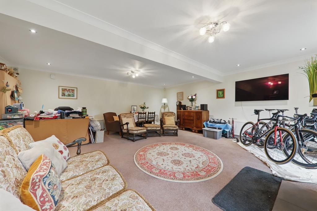Parkhead Close - Downstairs Living - Ewe Move Wakef