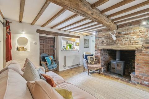 30 Back Street, Tetsworth, Thame, OX9 7AN
