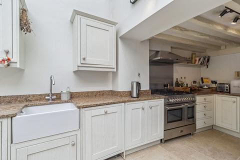 30 Back Street, Tetsworth, Thame, OX9 7AN