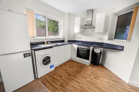 1 bedroom flat to rent, Hamnett Court, Birchwood, WA3