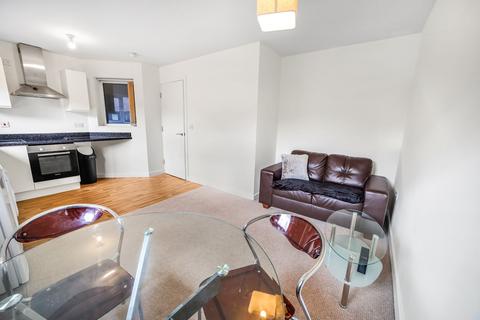 1 bedroom flat to rent, Hamnett Court, Birchwood, WA3