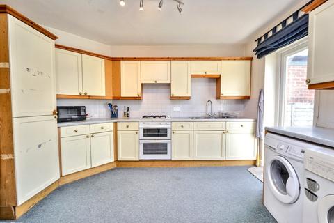 9 Nursery Road, Salisbury, SP2 7HX