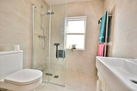 9 Nursery Road, Salisbury, SP2 7HX