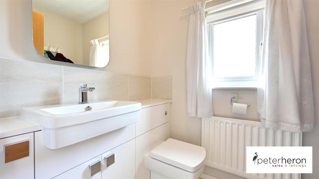 Cloakroom/WC
