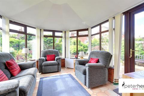 15 Heathfield, Sunderland, SR2 9EW