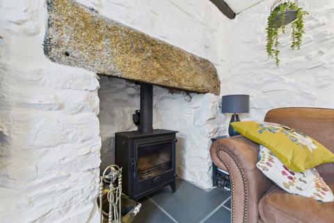 May Cottage Chapel Row, Tremar Coombe, Liskeard, PL14 5EY