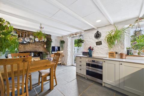 May Cottage Chapel Row, Tremar Coombe, Liskeard, PL14 5EY