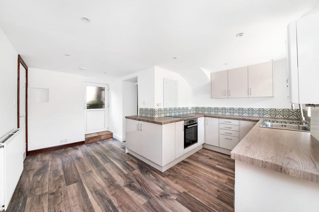 Dining kitchen