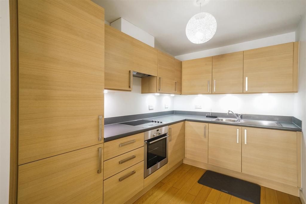Flat 166, Forum House - Rx MRSYi Bbshe Eq MSe XTE.jpg