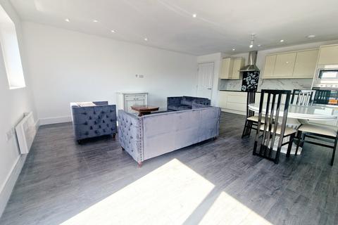 3 bedroom apartment to rent, Lune Street, Preston PR1