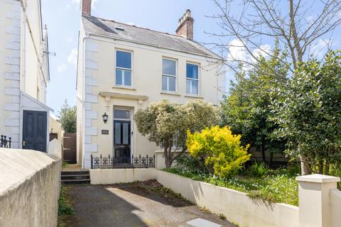 undefined, Rohais, St. Peter Port, Guernsey