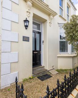 undefined, Rohais, St. Peter Port, Guernsey