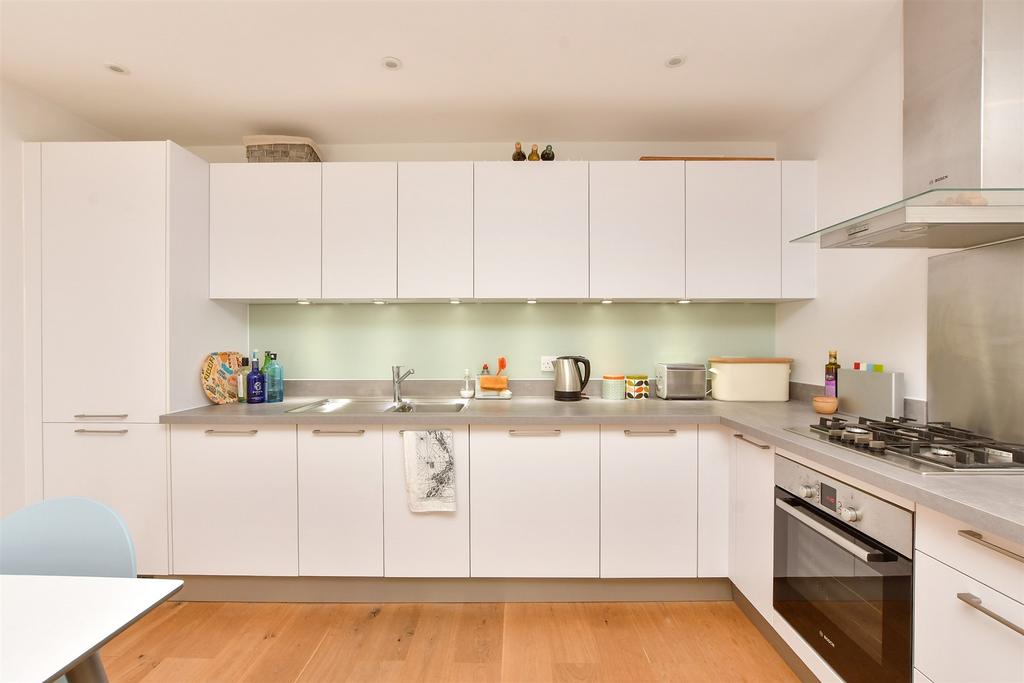Kitchen/Diner/Lounge