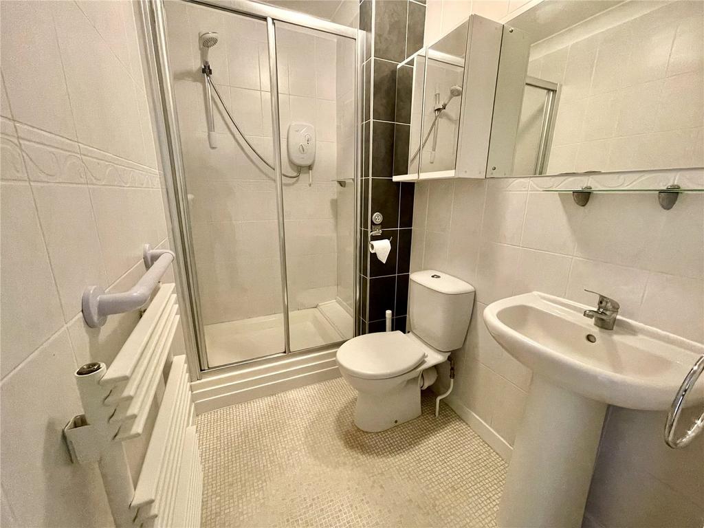 En-Suite To Bed One