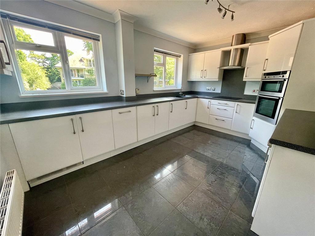 Fitted Kitchen