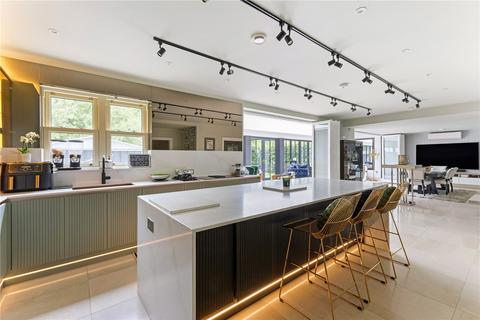 5 bedroom detached house for sale, Swakeleys Drive, Ickenham, Uxbridge, Middlesex, UB10