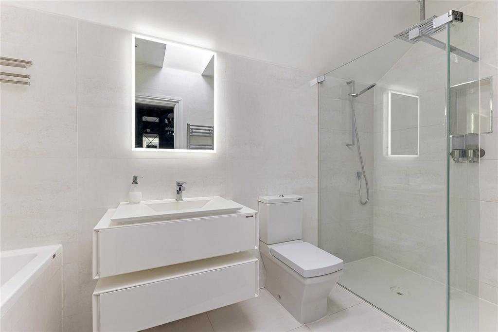 Bed Two En Suite
