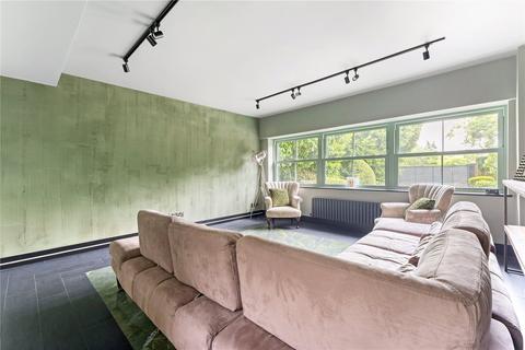 54 Swakeleys Drive, Ickenham, Uxbridge, UB10 8QE