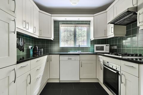 Gable Cottage The Avenue, Grayshott, Hindhead, GU26 6JU