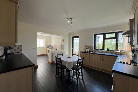 undefined, Maes Capel, Cemaes Bay, Anglesey, LL67