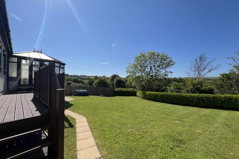 undefined, Maes Capel, Cemaes Bay, Anglesey, LL67