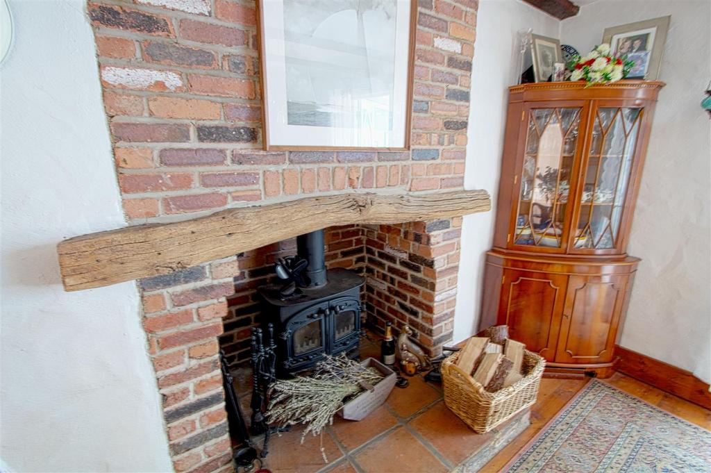 Fireplace.jpg