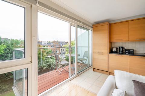 11 Ridgway, Richmond, TW10 6PR