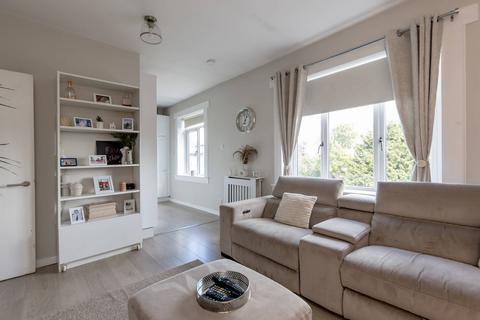 31 Pilton Drive, Edinburgh, EH5 2HH