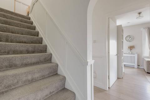 31 Pilton Drive, Edinburgh, EH5 2HH