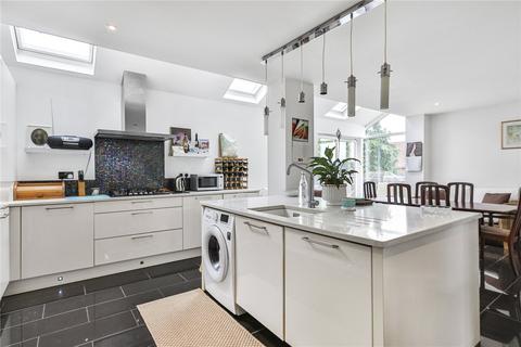 2a Crescent Road, Poole, BH14 9AS