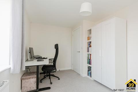 38 Gresley Way, Copcut, Droitwich, WR9 7JD