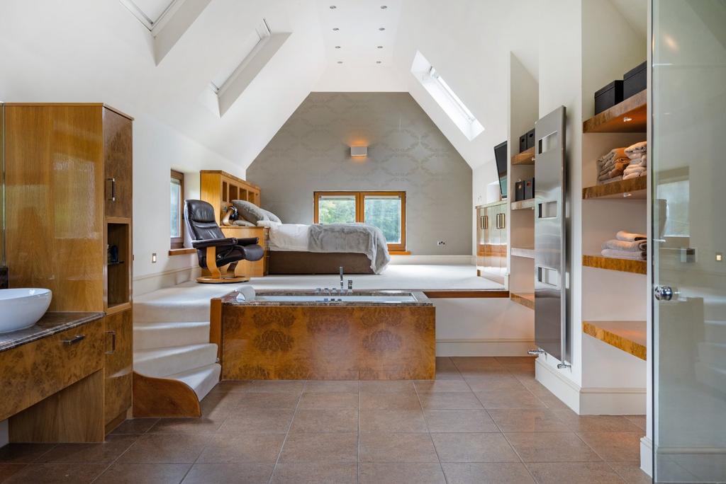 Principal Suite