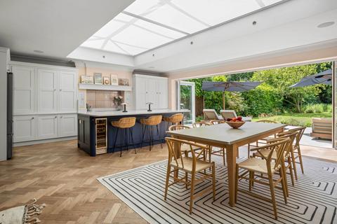 5 bedroom detached house for sale, Upper Cornsland, Brentwood CM14